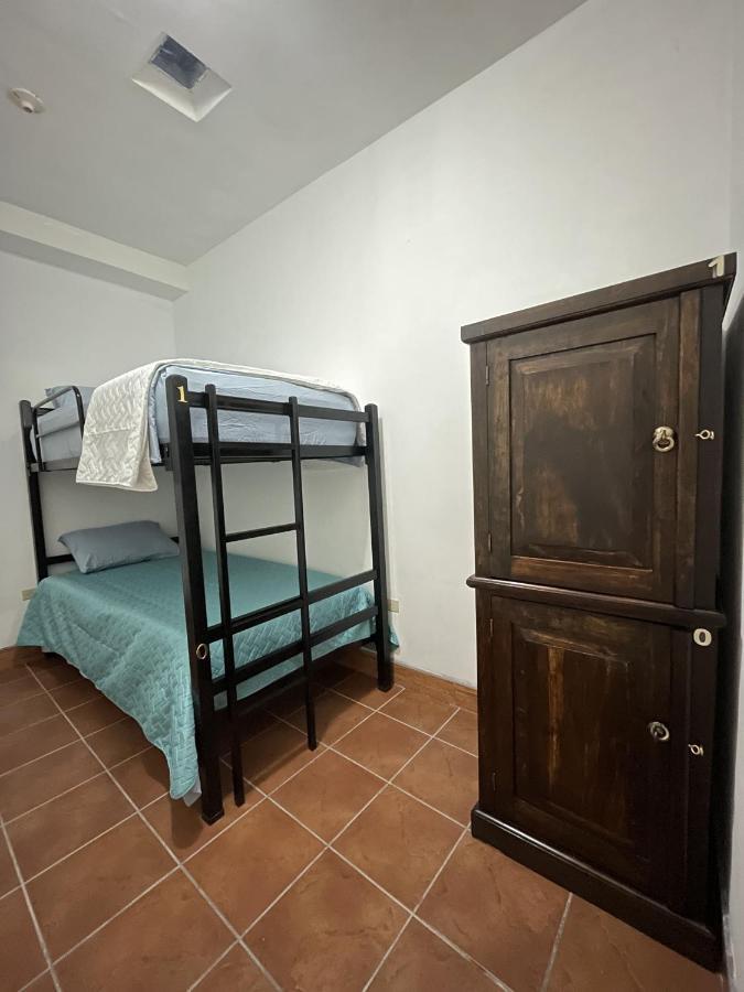 Zoola Suites Antigua Eksteriør bilde